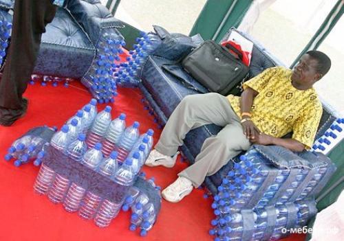 Стул из бутылок пластиковых. Приятные мелочи