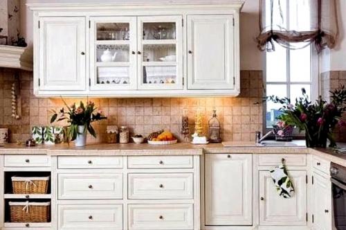 Маленькая кухня во французском стиле. Прованс – все краски природы