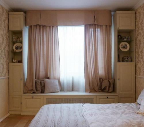 Шкафы вокруг окна в детской. Особенности 34 Шкафы вокруг окна в детской. Особенности 34
