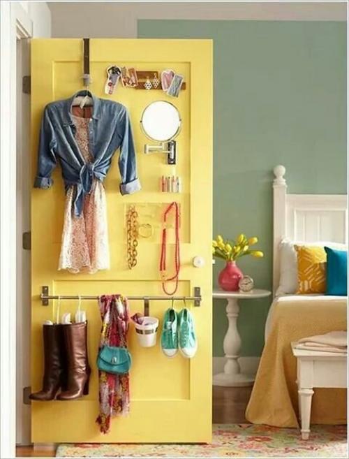 Как правильно расположить вещи в шкафу. Как сделать шкаф функциональнее: 6 гениальных идей компактного хранения