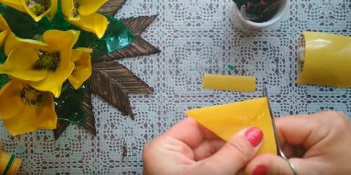 Как сделать цветок из пластиковой бутылки своими руками. Как сделать тюльпаны своими руками из ПЭТ