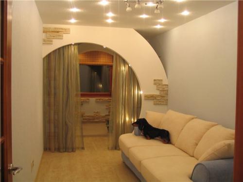 Лоджию соединить с комнатой. Совмещение балкона и комнаты: идеи планировки