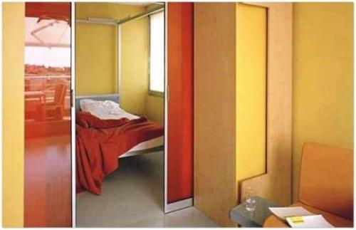 Дверь на рельсах своими руками. Раздвижные двери своими руками в разных вариантах