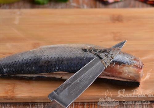 Разделка селедки. Как разделать селедку на филе