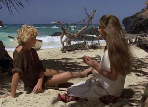 Жизнь на островах тихого океана. Россиянка купила необитаемый остров в Тихом океане и радуется жизни, живя в одноместной палатке