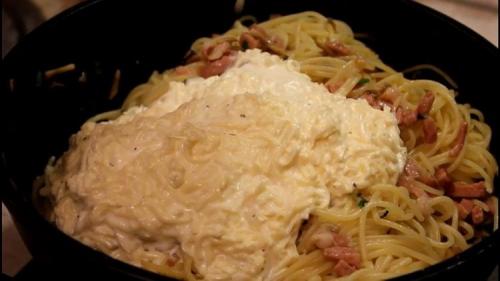 Паста с курицей и беконом. Классический рецепт пасты 11
