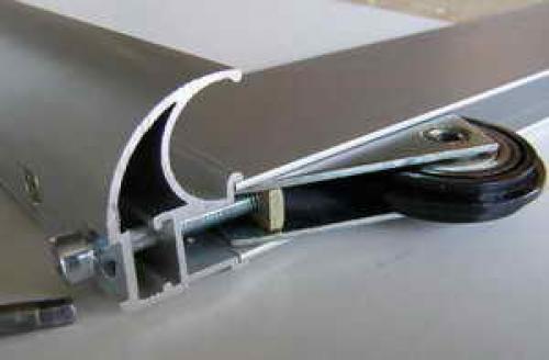 Раздвижные двери для шкафа купе. Монтаж профилей и рамы