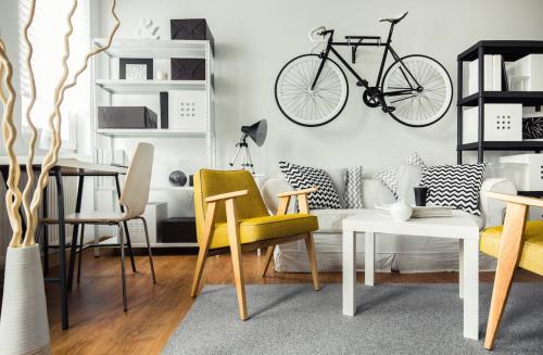 Ремонт однокомнатной квартиры студии. Ищем и выбираем недорогие строительные материалы для ремонта