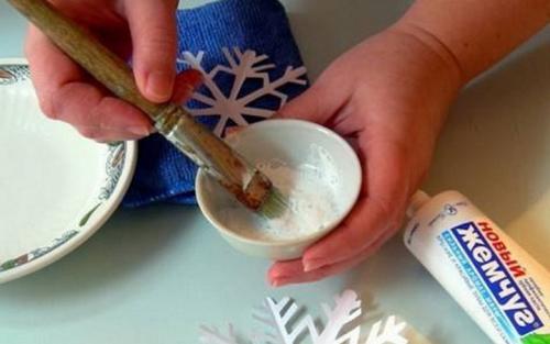 Как украсить дом к новому году 2020. Украшаем окна