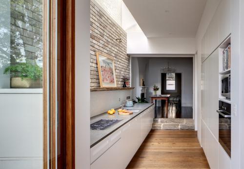 Дизайн однокомнатной квартиры кухни. Зонирование 06 Дизайн однокомнатной квартиры кухни. Зонирование 06