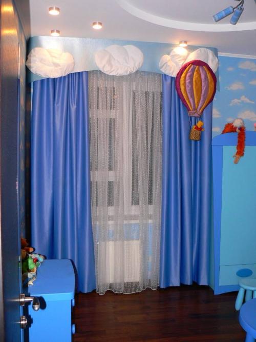 Короткие шторы в детскую для мальчика. Выбор штор для комнаты мальчика