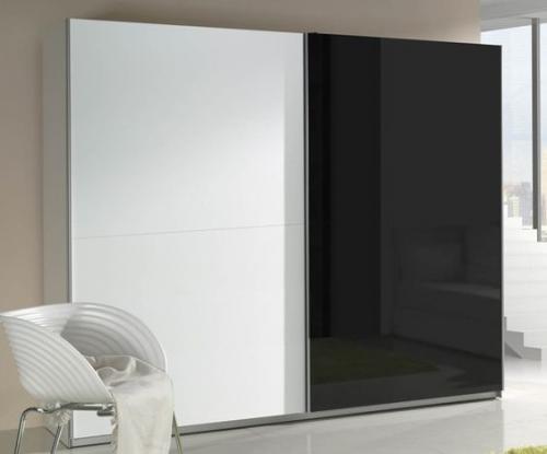 Шкаф купе на всю стену в спальню. Матовые фасады