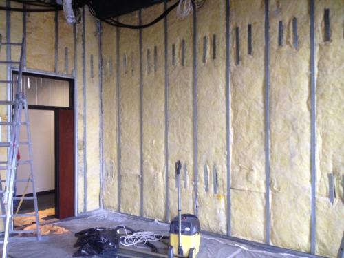 Как улучшить звукоизоляцию в квартире. Звукоизоляция в квартире: как выбрать и сделать 01 Как улучшить звукоизоляцию в квартире. Звукоизоляция в квартире: как выбрать и сделать 01