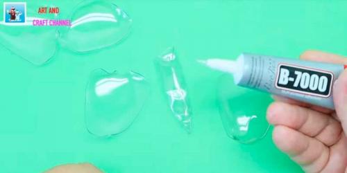 Искусственные цветы из пластиковых бутылок своими руками. Цветы из пластиковых бутылок своими руками – пошаговый мастер-класс для начинающих