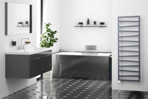 Что лучше водяной или электрический полотенцесушитель. Водяной 04