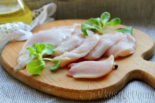 Как нарезать филе курицы поперек волокон. Как разделать куриную грудку