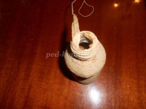 Как из пластиковой бутылки сделать вазу своими руками. Как делать вазы из пластиковых бутылок своими руками? 19 Как из пластиковой бутылки сделать вазу своими руками. Как делать вазы из пластиковых бутылок своими руками? 19