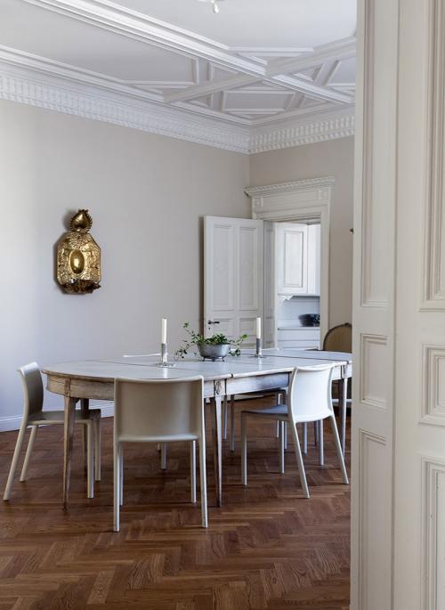 Квартира с библиотекой и столетними фаянсовыми печами 07