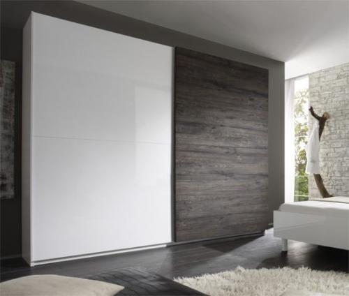 Шкаф купе на всю стену в спальню. Матовые фасады