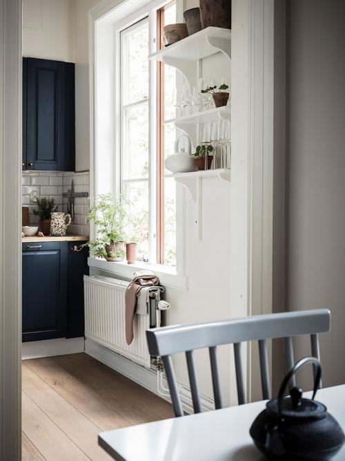 Теплый интерьер небольшой квартиры (41 кв. м) 08