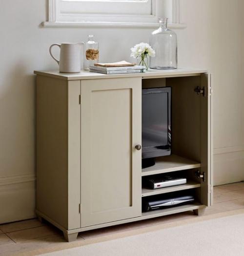 Как спрятать телевизор в интерьере?