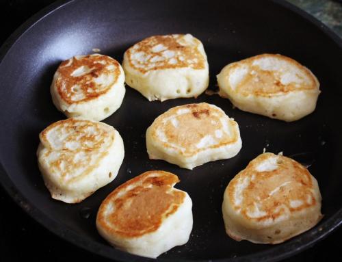 Оладьи на кефире пышные. Пышные и воздушные оладьи на кефире