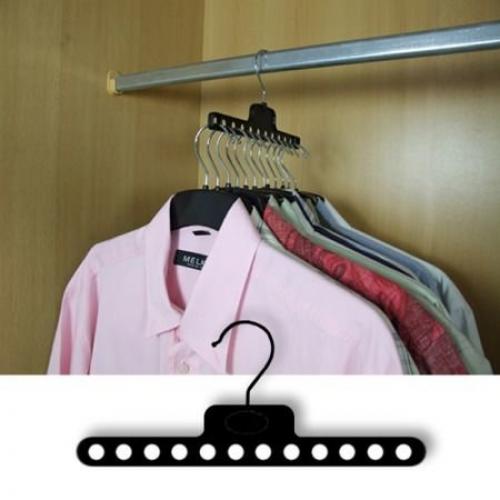 Как сложить вещи в шкафу на полках. Как сделать шкаф функциональнее: 6 гениальных идей компактного хранения