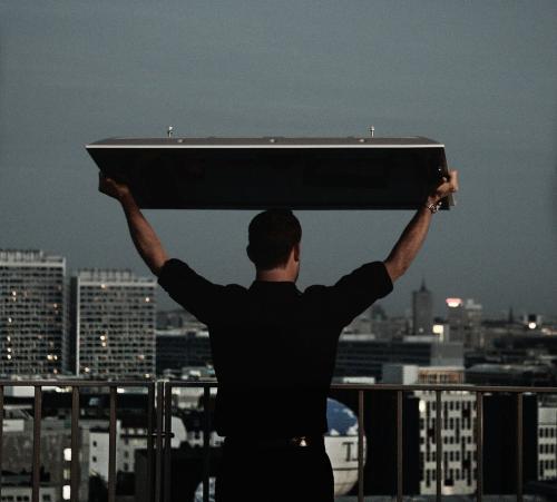 Телевизор спрятанный в тумбе. Не выбрасывай телевизор с балкона: 5 крутых способов красиво спрятать телевизор в гостиной