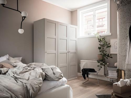 Теплый интерьер небольшой квартиры (41 кв. м) 20