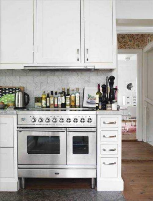 Желтый снаружи, белый внутри 04