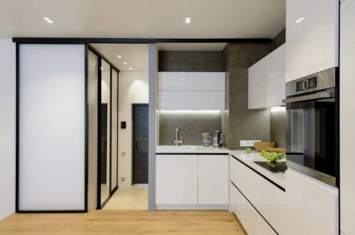 Дизайн кухни 2019 в квартире. Минимализм