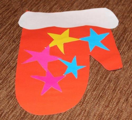 Поделки с детьми 3-5 лет. Самые простые аппликации - для начинающих: