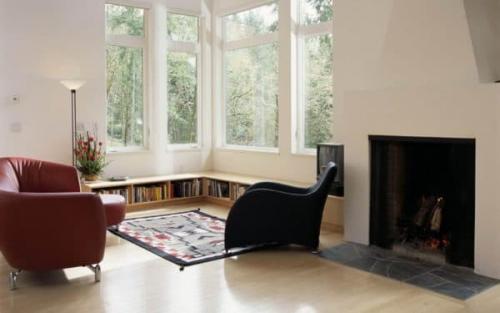 Зал с двумя окнами на разных стенах. Особенности планировки и зонирование