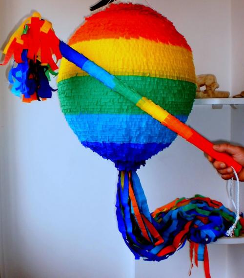 Как сделать пиньяту своими руками. Пиньята своими руками