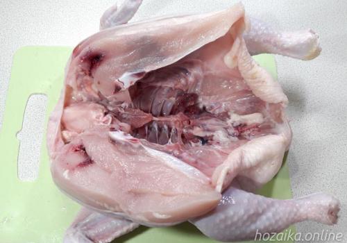 Как приготовить курицу с корочкой хрустящей. Рецепт целой курицы с хрустящей корочкой в духовке с картошкой