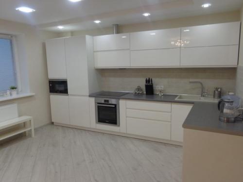 Что положить на пол в кухне. Параметры, влияющие на выбор 11