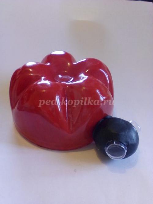 Божьи коровки из бутылок пластиковых. Божьи коровки из пластиковых бутылок своими руками пошагово с фото для начинающих 06 Божьи коровки из бутылок пластиковых. Божьи коровки из пластиковых бутылок своими руками пошагово с фото для начинающих 06