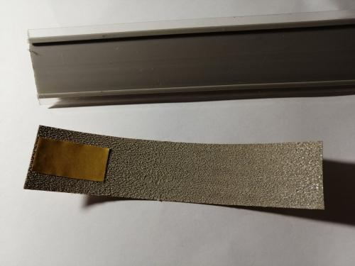 Чем заменить плинтус для столешницы. Кромка в плинтусе для столешницы больше не двигается