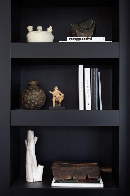 Ничего лишнего: теплый минималистичный интерьер 07