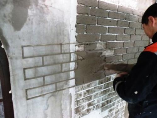 Стена из белого кирпича. Белый клинкерный кирпич в интерьере квартиры 14 Стена из белого кирпича. Белый клинкерный кирпич в интерьере квартиры 14