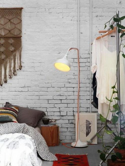 Стена из белого кирпича. Белый клинкерный кирпич в интерьере квартиры 05 Стена из белого кирпича. Белый клинкерный кирпич в интерьере квартиры 05