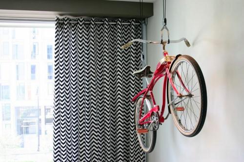 Велосипед где хранить В квартире. Где и как хранить велосипед: 5 простых DIY-решений