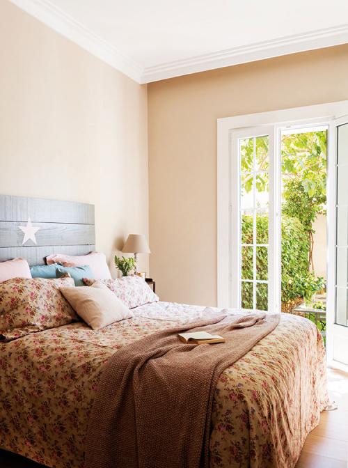 Квартира, которая похожа на частный дом (46 кв. м) 05