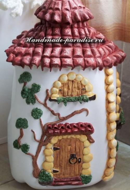 Домик из пластиковых бутылок своими руками. Мебель из подручных материалов: утилизируем пластиковые бутылки 05 Домик из пластиковых бутылок своими руками. Мебель из подручных материалов: утилизируем пластиковые бутылки 05