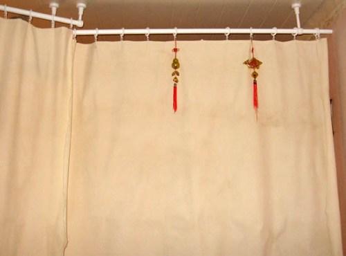 Спальня в проходной комнате. Маленькая спальня в проходной комнате —, как сделать полог альков для кровати