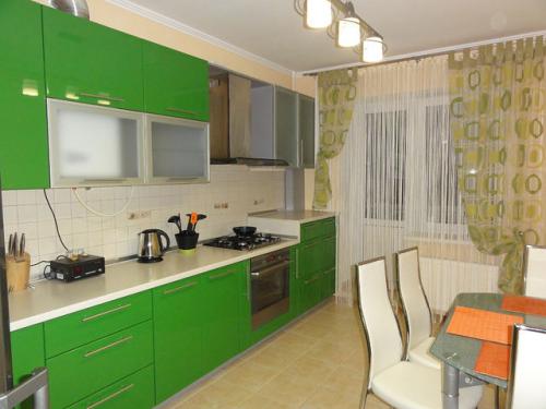 Обои для зеленой кухни. Преимущества зеленого цвета при создании интерьера кухни