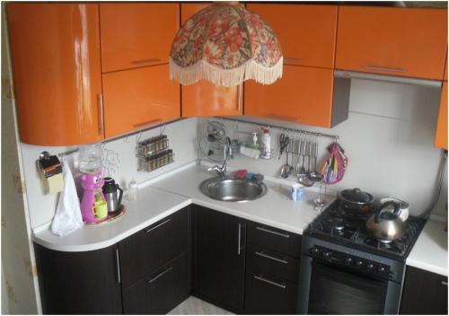 Кухня в однокомнатной хрущевке. Особенности оформления небольшого кухонного пространства