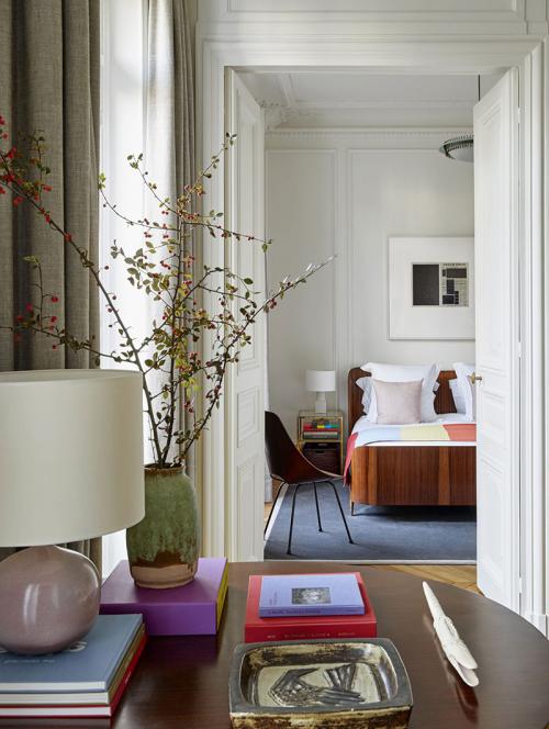 Элегантные апартаменты с видом на тихий дворик 05