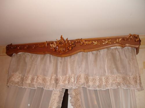 Какие карнизы самые удобные. Современные карнизы для штор — разновидности дизайна, методы монтажа и конструкционное исполнение (110 фото)