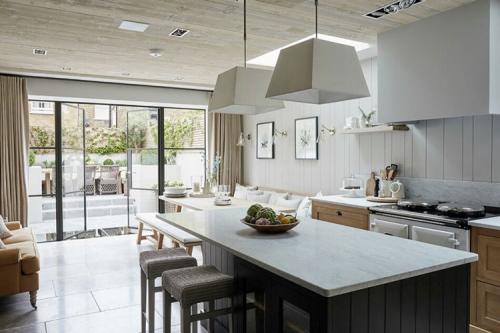 Атмосфера загородного дома в таунхаусе 03